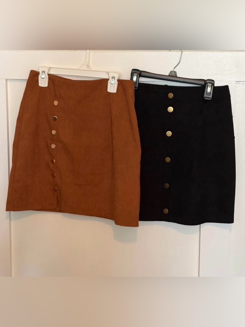Women’s Button-Front Suede Mini Skirt - Black and Brown